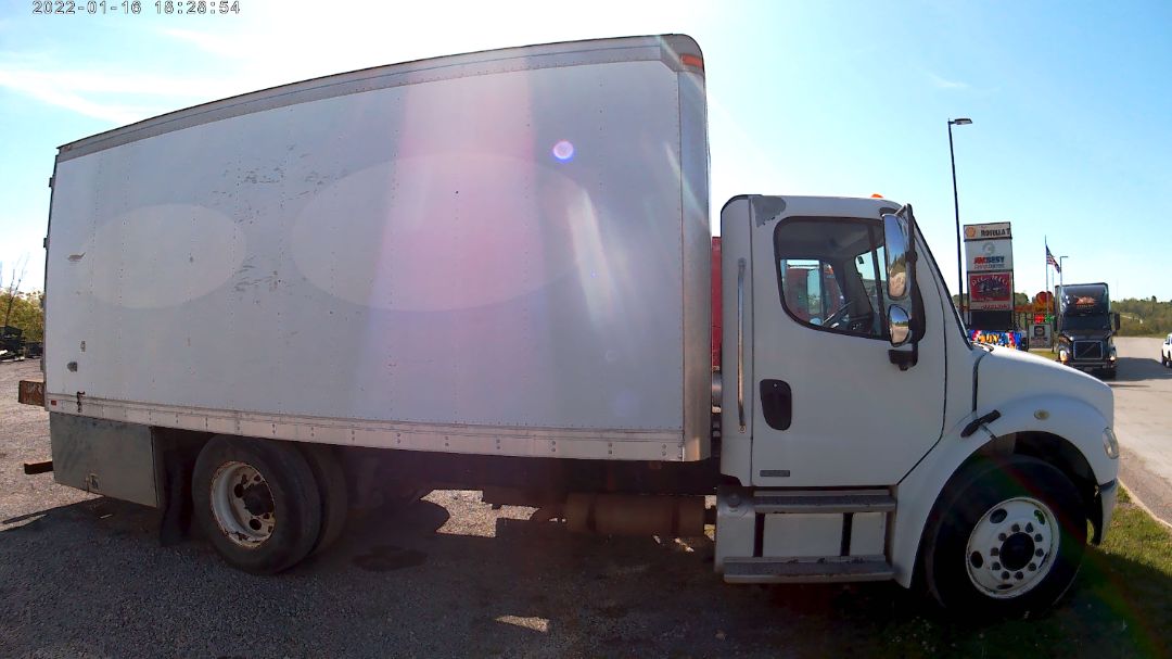 2006 FREIGHTLINER M2 - Image 2